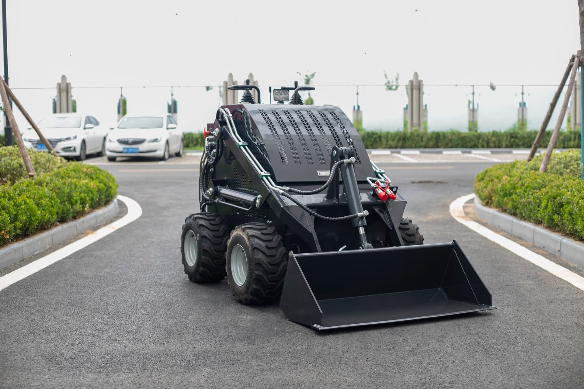 S460 wheeled skid steer loader with front bucket for material handling