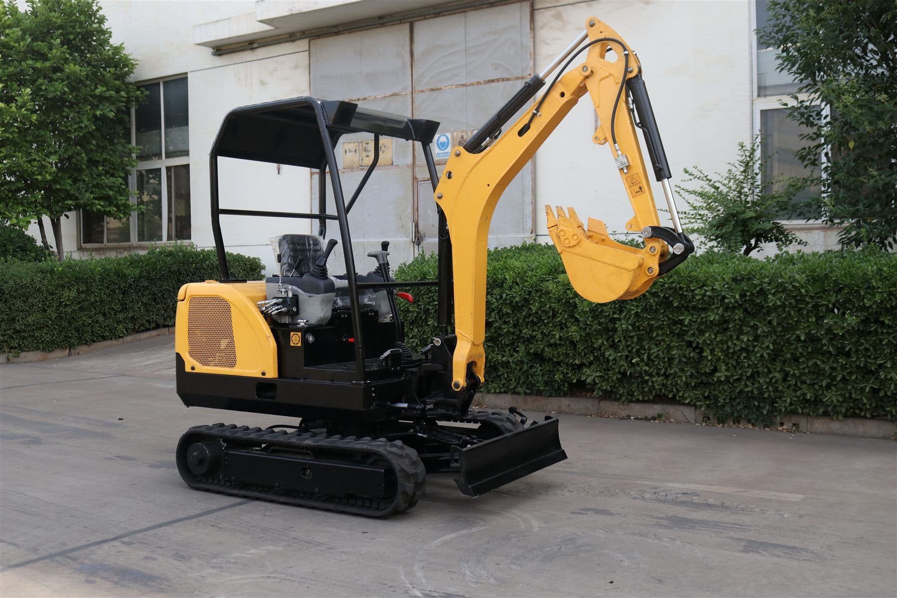 KV25 mini excavator additional product angle