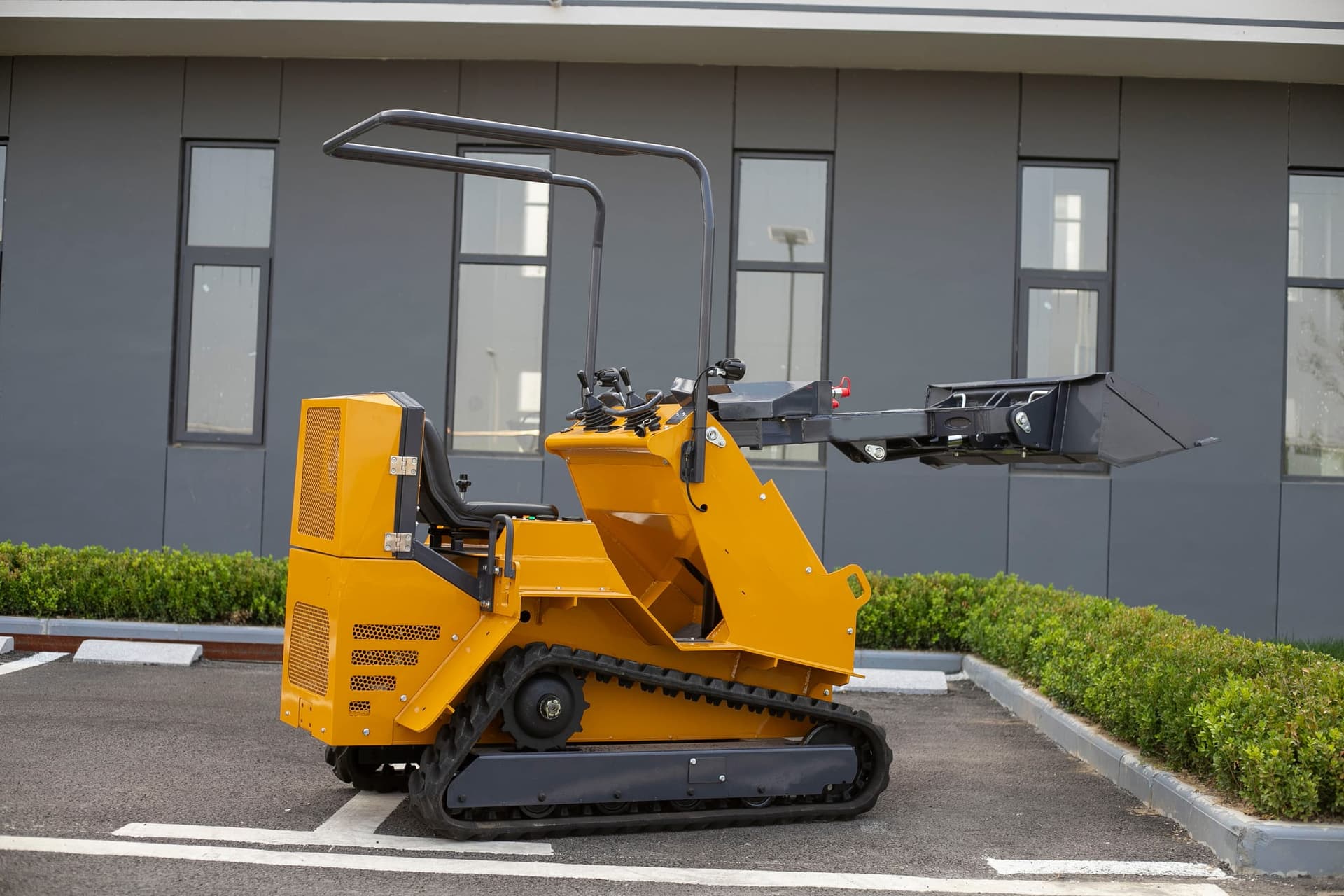 T390 tracked skid steer loader side profile